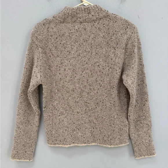 BRAND NEW Mango Beige Bouclé Crewneck Sweater in Size Small - Picture 8 of 8